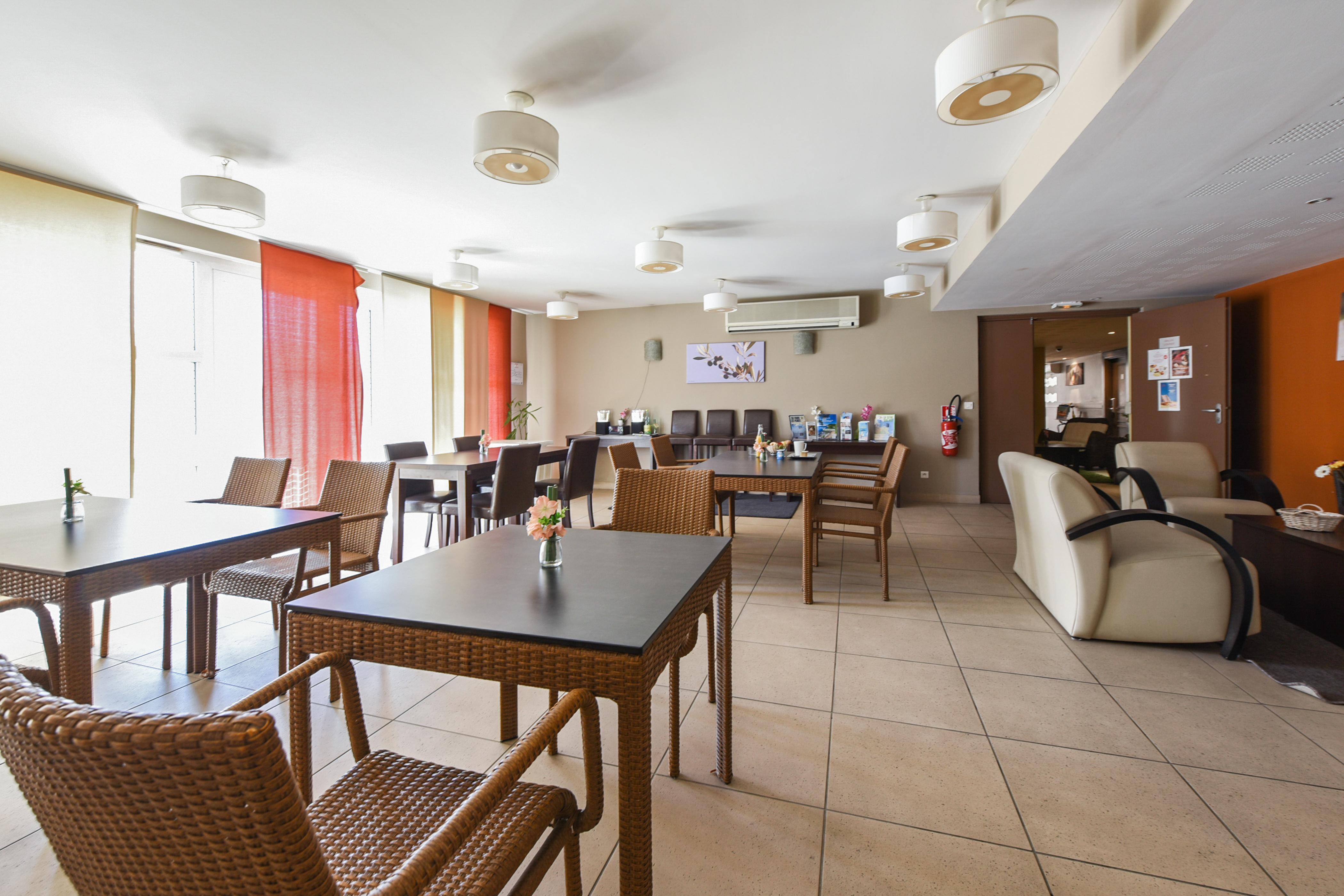 Comfort Aparthotel Six-Fours Six-Fours-les-Plages Eksteriør billede